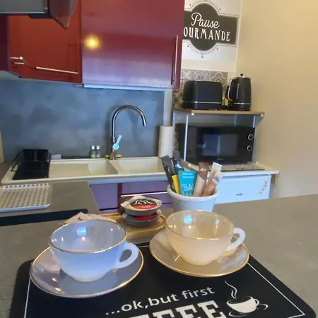 Aéroport à Pied, Escale 25 Appartamento