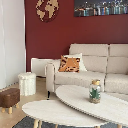 Апартаменты Aeroport A Pied, Escale 25 *