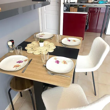 Aéroport à Pied, Escale 25 * Tillé